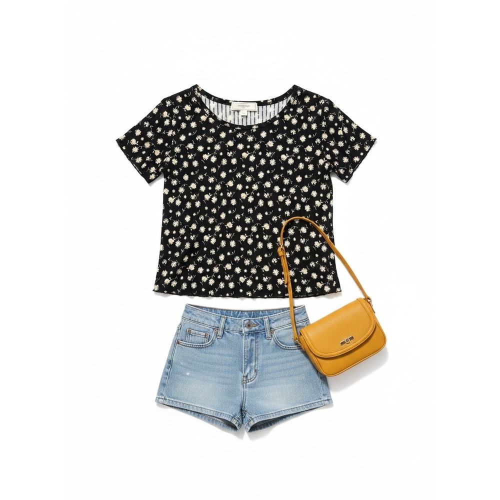 No Comment NY-LA‎ XL Black Daisy Floral Ribbed Scalloped Short Sleeve Top-Boho